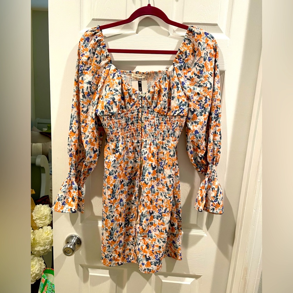 Chic off the shoulder fun Sunday dress!!!